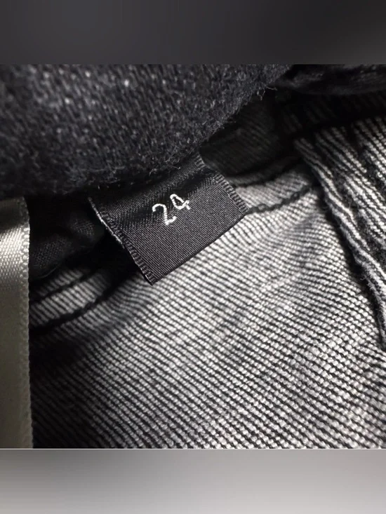 FLYING MONKEY - MID-RISE FLARE W/ EXPOSED BUTTON FLY & SLIT size 24 - Picture 10 of 10